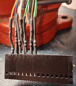 Raspberry Pi side connector with Resistos rate